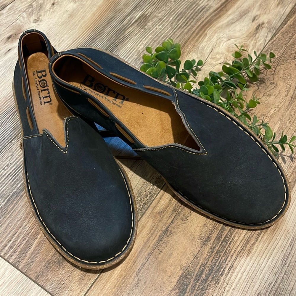 Born Naya Nubuck Leather Slip On Loafer Shoe Navy Blue Sz 10 Like New
